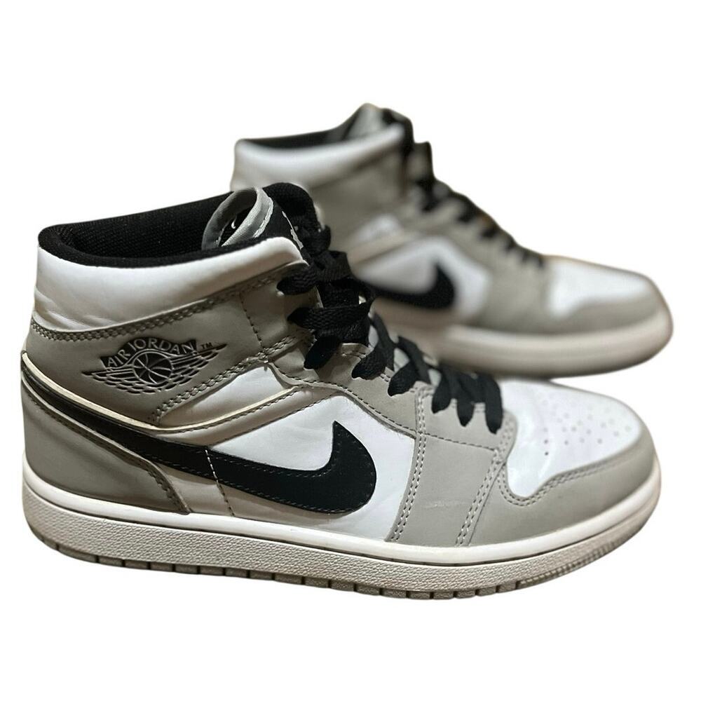 Jordan Air Jordan 1 Mid Light Smoke Grey Black White 554724-100 Sneaker Sz US 7